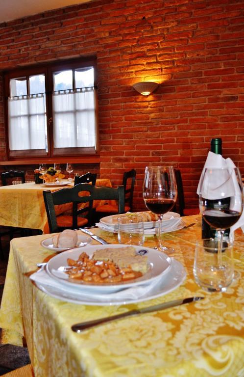 Hotel Locanda Le Tre Oche Molina di Ledro Luaran gambar